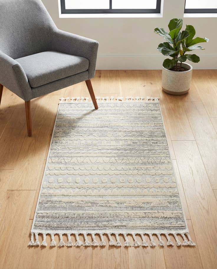 Detail image of 3' 3 x 5' 3 Arlo Rug