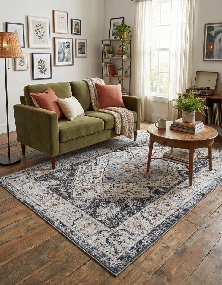 Detail image of 4' x 6' Washable Yara Rug