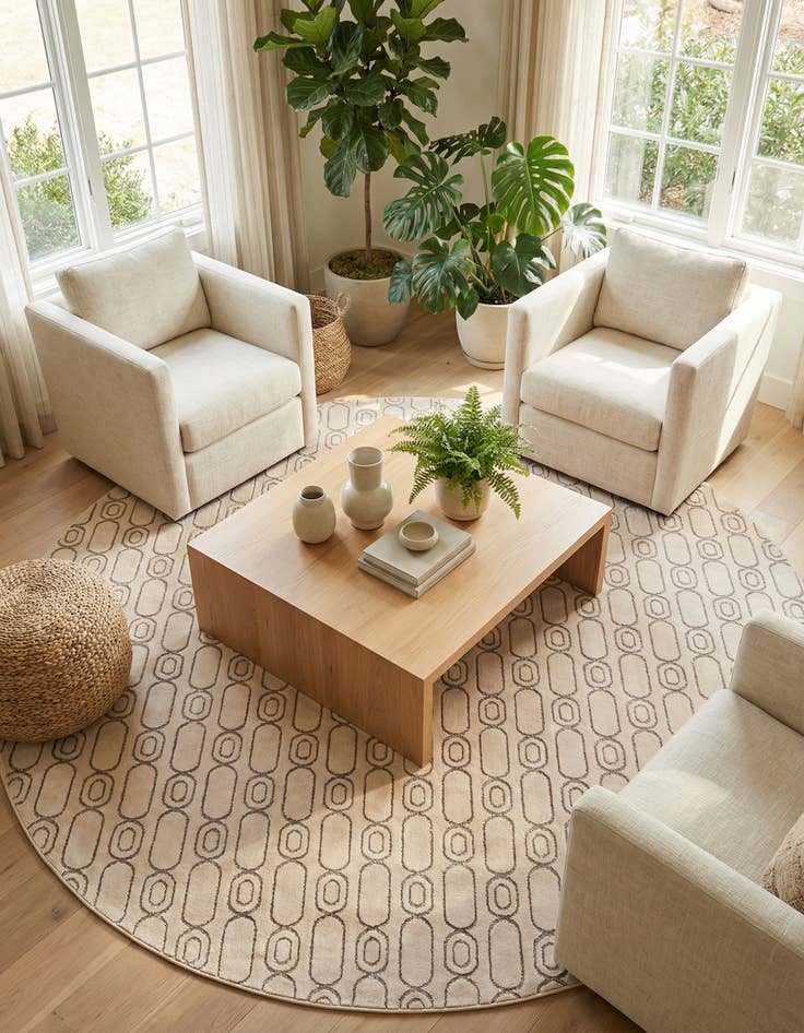 Detail image of 10' x 10' Vogue Geo Round Rug