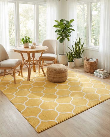  6' x 6' Lattice Frieze Square Rug