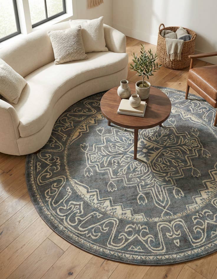 Detail image of 8' x 8' Delilah Round Rug