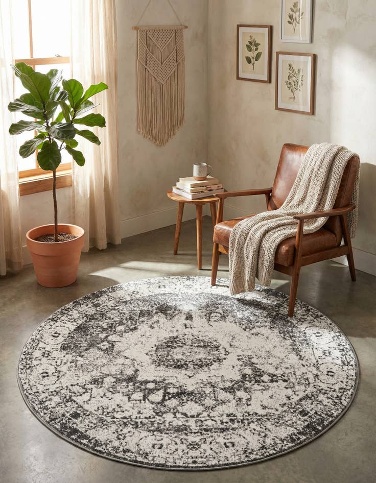 Detail image of 5' 3 x 5' 3 Veneto Round Rug