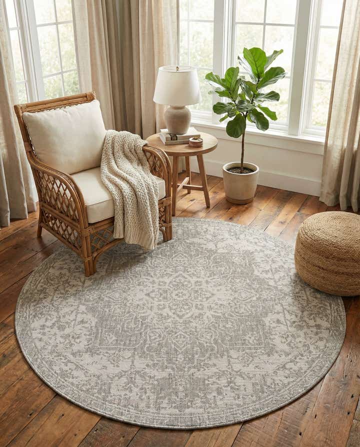 6' 7 x 6' 7 Easy-Clean Jill Zarin Dubai Indoor / Outdoor Round Rug