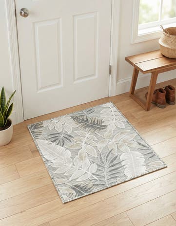 2' 2 x 3' Easy-Clean Botanical Indoor / Outdoor Rug