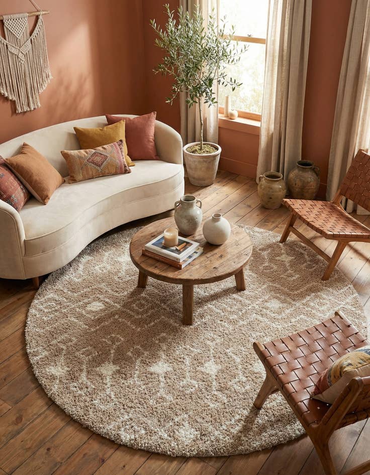 Detail image of 7' 10 x 7' 10 Moroccan Trellis Shag Round Rug