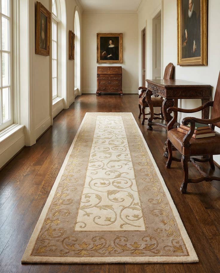Detail image of 2' 7 x 10' Darya Runner Rug