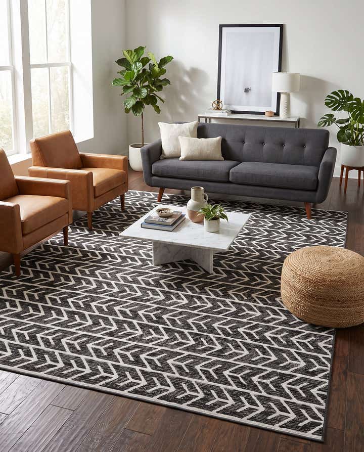 8' x 10' Easy-Clean Sabrina Soto Aston Indoor / Outdoor Rug