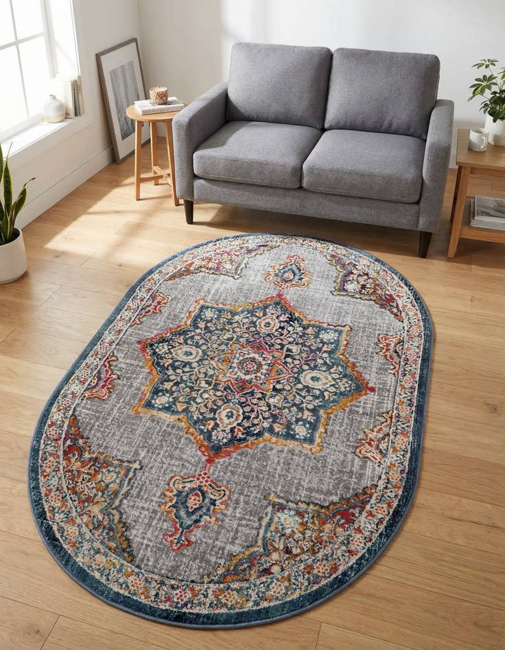 Detail image of 3' 7 x 5' 3 Budapest Oval Rug