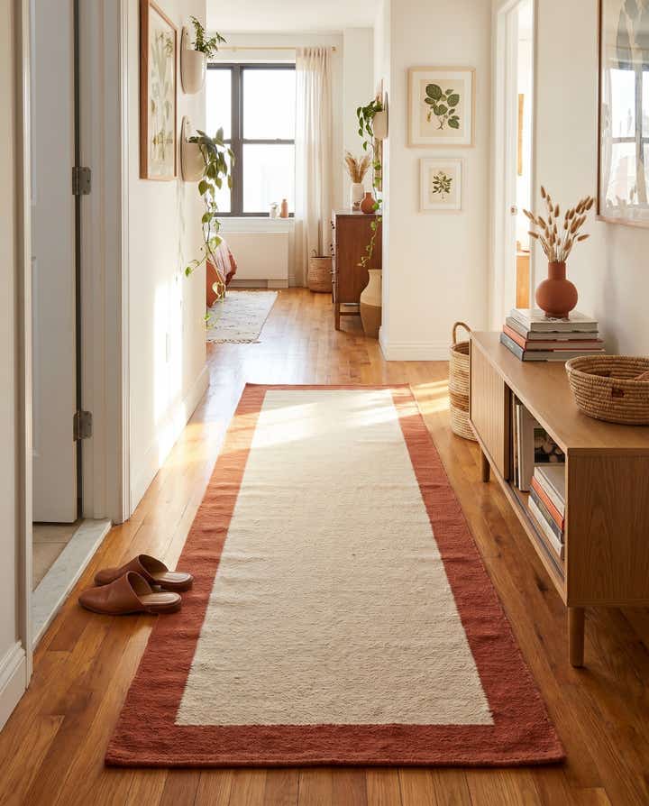 2' 7 x 8' Jill Zarin Border Wool Runner Rug
