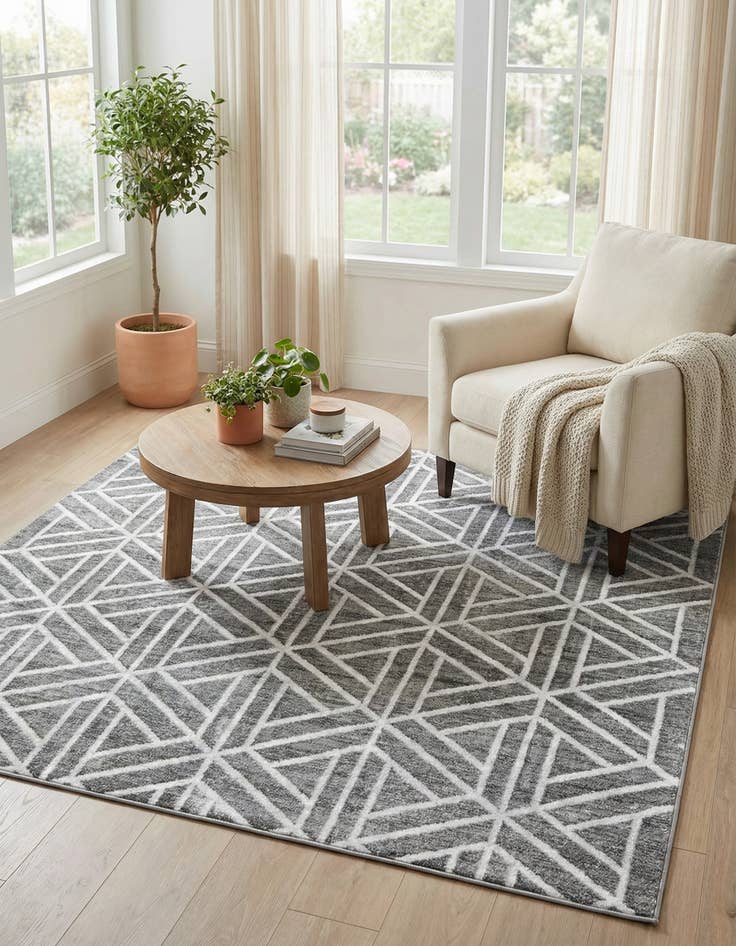 Detail image of 7' x 7' Lattice Trellis Square Rug