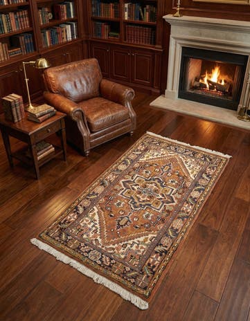 3' 2 x 5' 5 Hand Knotted Heriz Wool Rug