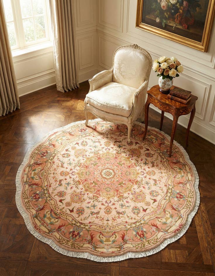 Detail image of 4' 11 x 4' 11 Tabriz Round Rug