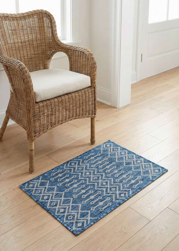 2' x 3' Easy-Clean Trellis Indoor / Outdoor Rug