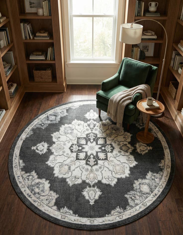 Detail image of 7' 10 x 7' 10 Parker Round Rug