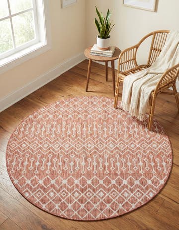 5' 3 x 5' 3 Easy-Clean Lattice Indoor / Outdoor Round Rug