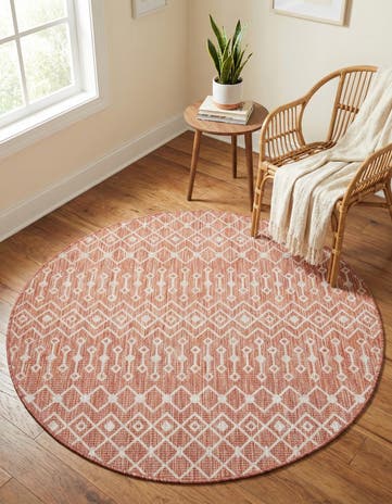 5' 3 x 5' 3 Easy-Clean Lattice Indoor / Outdoor Round Rug