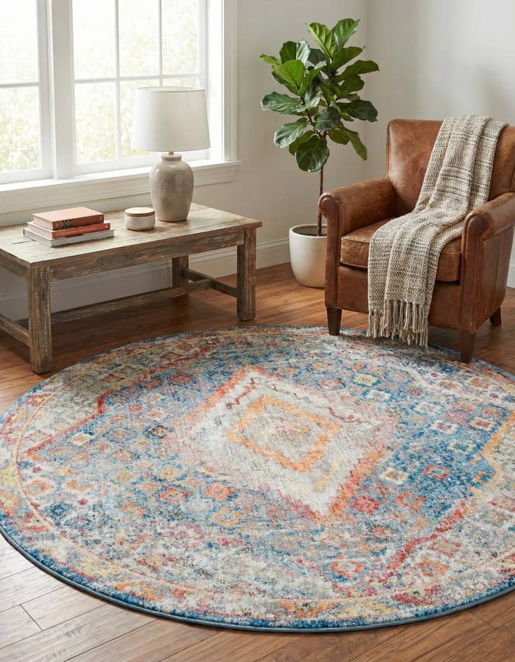 Detail image of 6' x 6' Williamsburg Round Rug