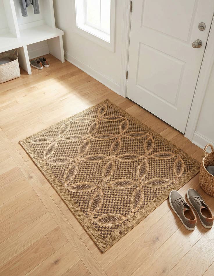 Detail image of 2' 2 x 3' Easy-Clean Trellis Indoor / Outdoor Rug