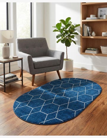 3' x 5' 3 Lattice Frieze Oval Rug