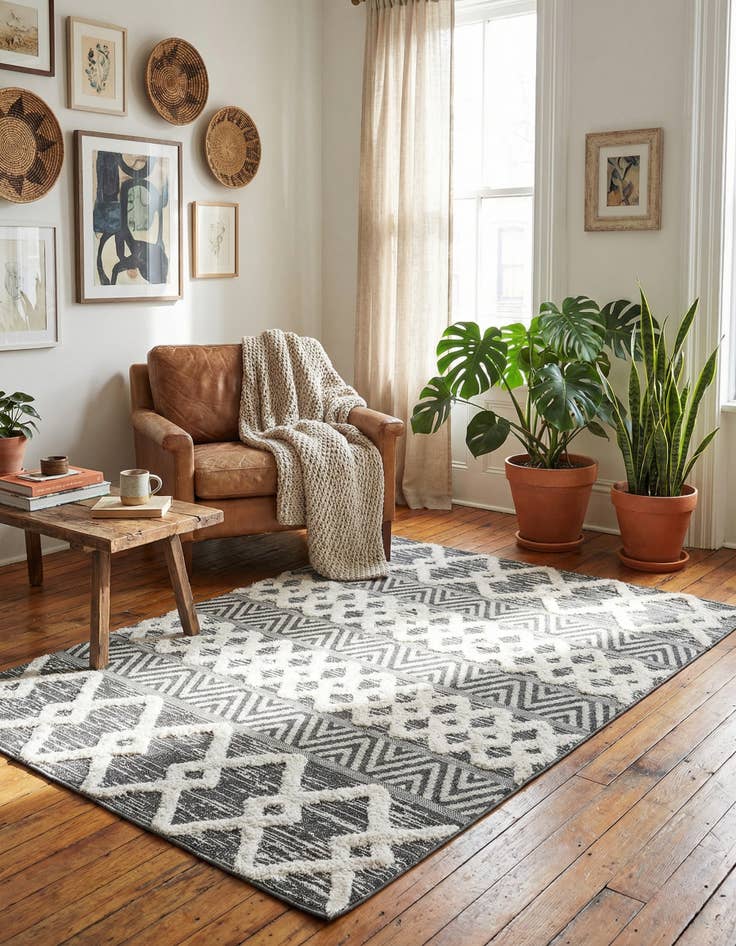 Detail image of 4' 5 x 6' Sabrina Soto Casa Valencia Rug