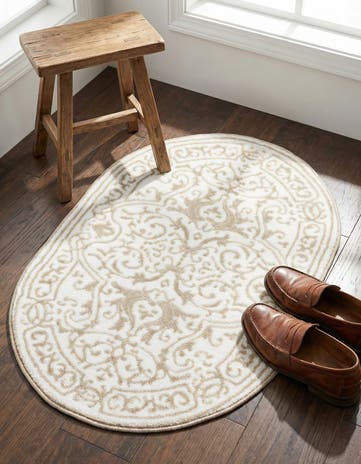 Snow White Hermitage Oval Rug