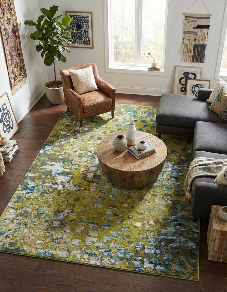 Detail image of 7' x 10' Washable Sevilla Rug