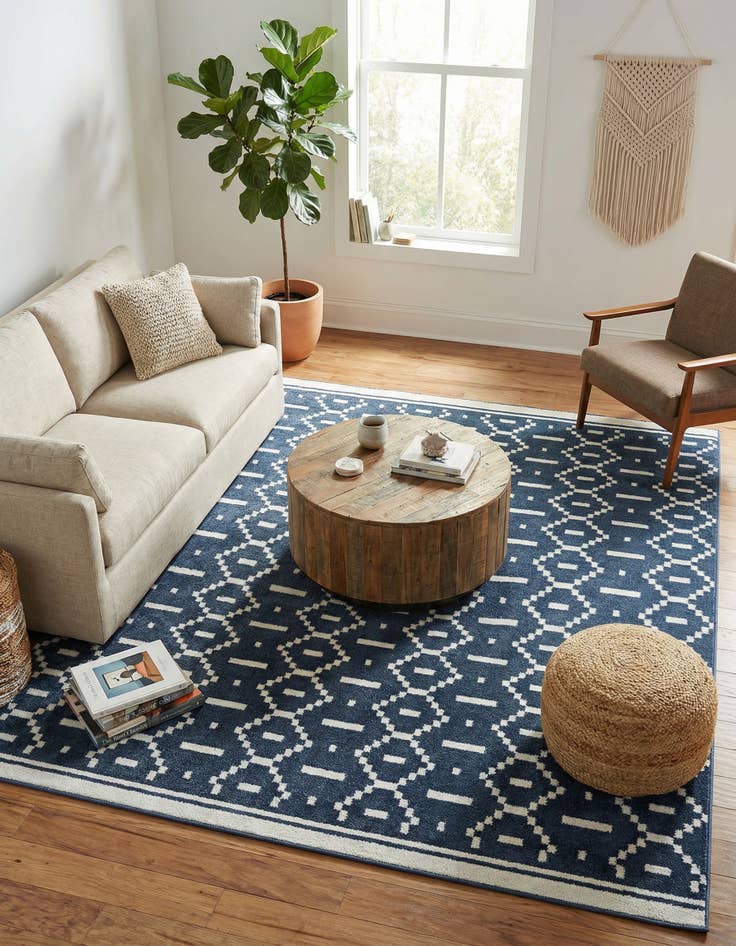 Detail image of 7' 10 x 7' 10 Oslo Square Rug