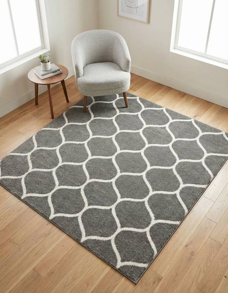 Detail image of 5' 3 x 5' 3 Lattice Frieze Square Rug