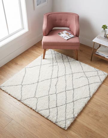 Ivory Soft Touch Shag Square Rug