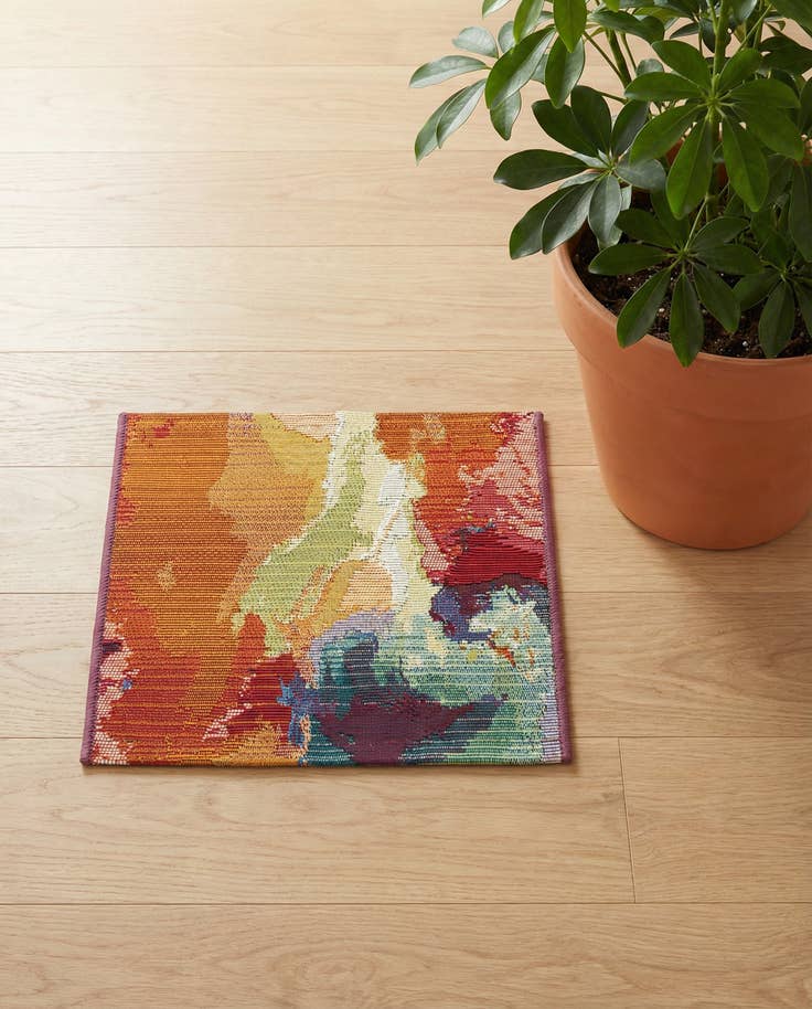 Detail image of 1' 4 x 1' 4 Easy-Clean Modern Indoor / Outdoor Sample Rug