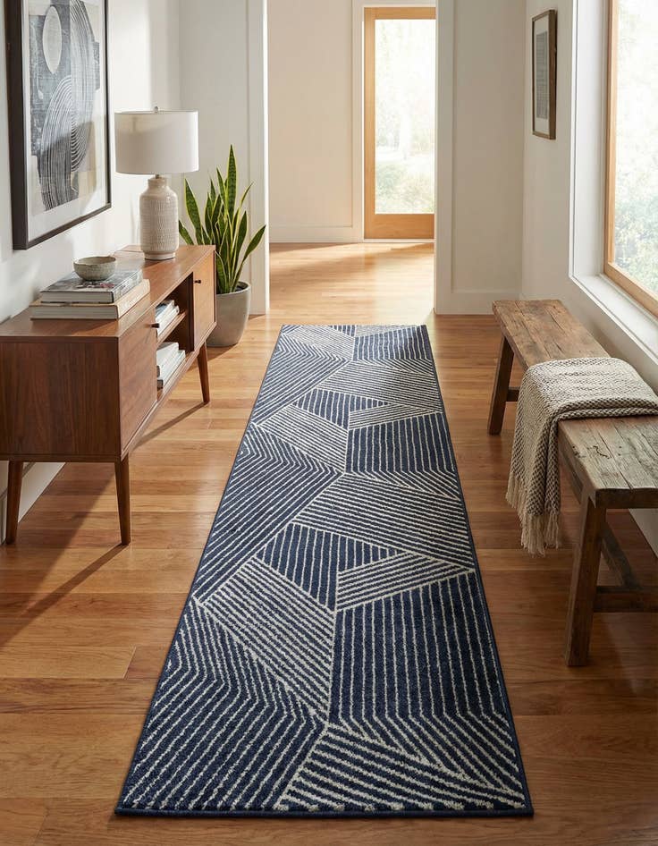 Detail image of 2' 7 x 12' Oslo Runner Rug
