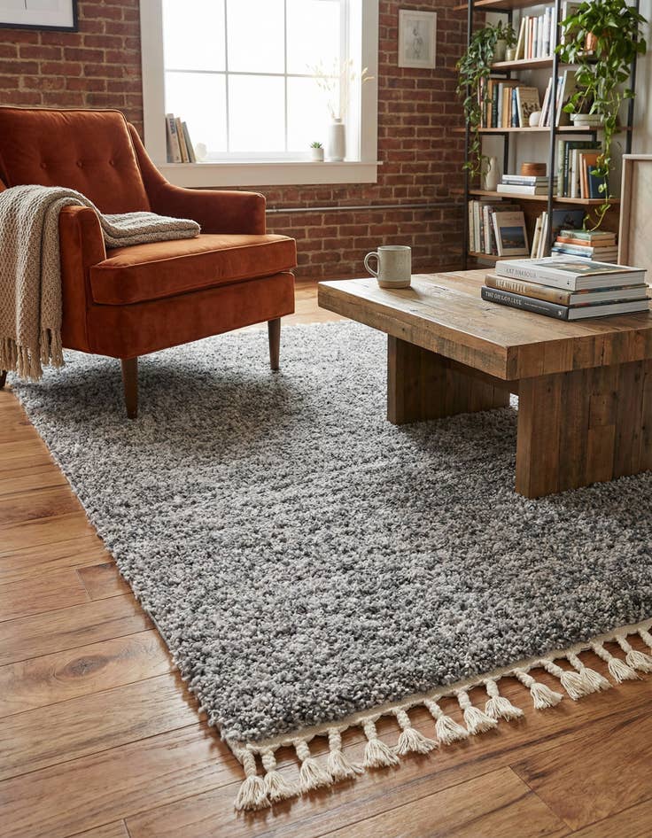 Detail image of 5' x 8' Athena Shag Rug