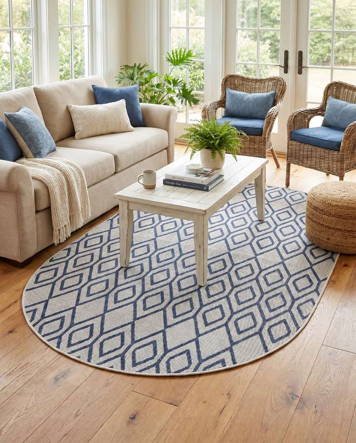 5' 3 x 8' Easy-Clean Jill Zarin Indoor / Outdoor Oval Rug