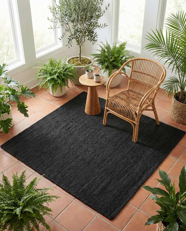 5' 3 x 5' 3 Handmade Braided Jute Square Rug