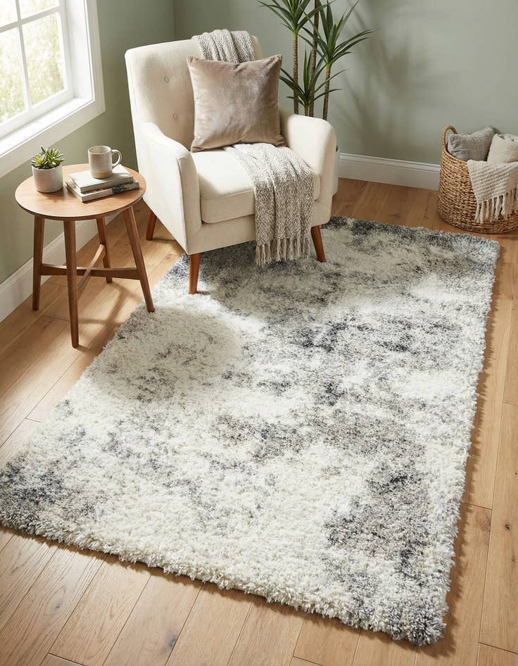 Detail image of 3' 3 x 5' 3 Soft Touch Shag Rug