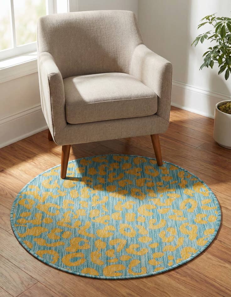 Detail image of 3' x 3' Easy-Clean Safari Indoor / Outdoor Round Rug