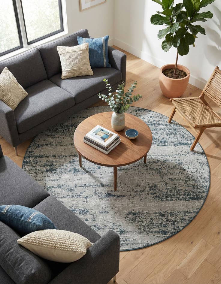 Detail image of 6' x 6' Easy-Clean Modern Indoor / Outdoor Round Rug