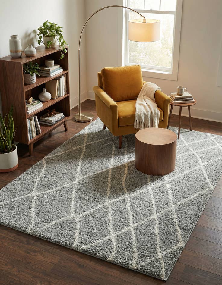 Detail image of 7' x 10' Soft Touch Shag Rug