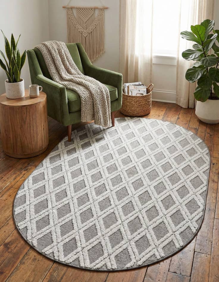 Detail image of 4' x 6' Arlo Oval Rug