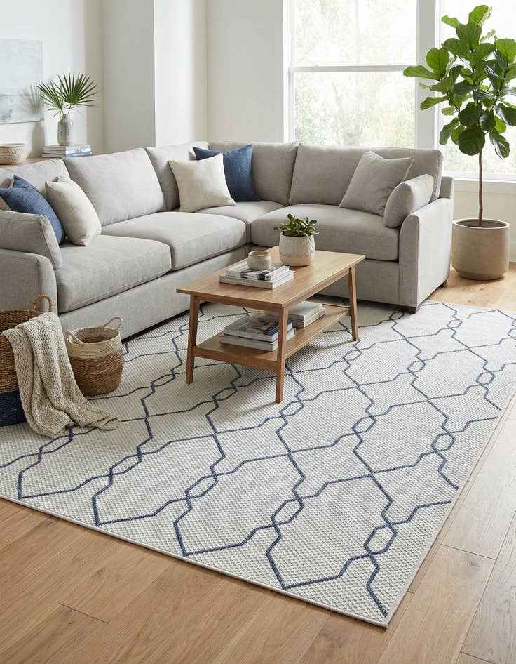 Detail image of 5' x 8' Washable Lattice Indoor / Outdoor Rug