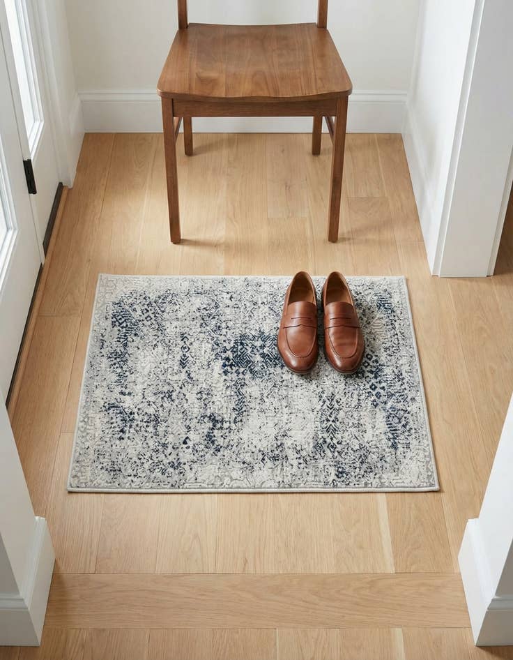 Detail image of 2' x 3' Finsbury Rug