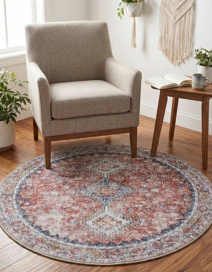 Detail image of  4' x 4' Yara Round Rug