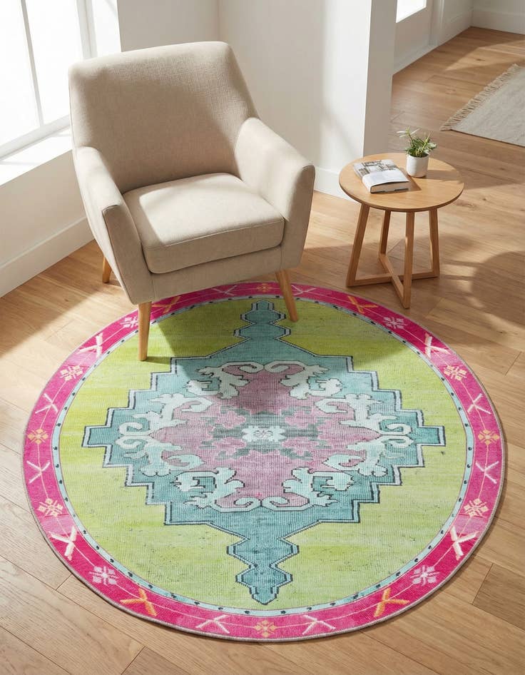 Detail image of 5' x 5' Timeless Round Rug