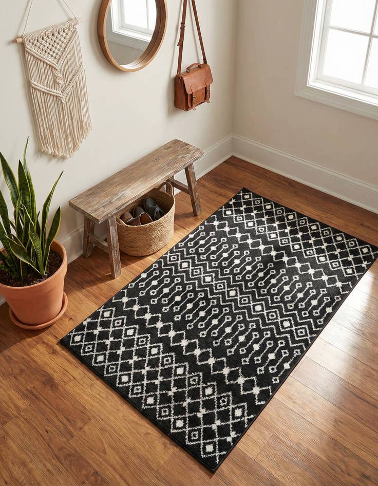 Detail image of 4' x 6' Moroccan Trellis Rug