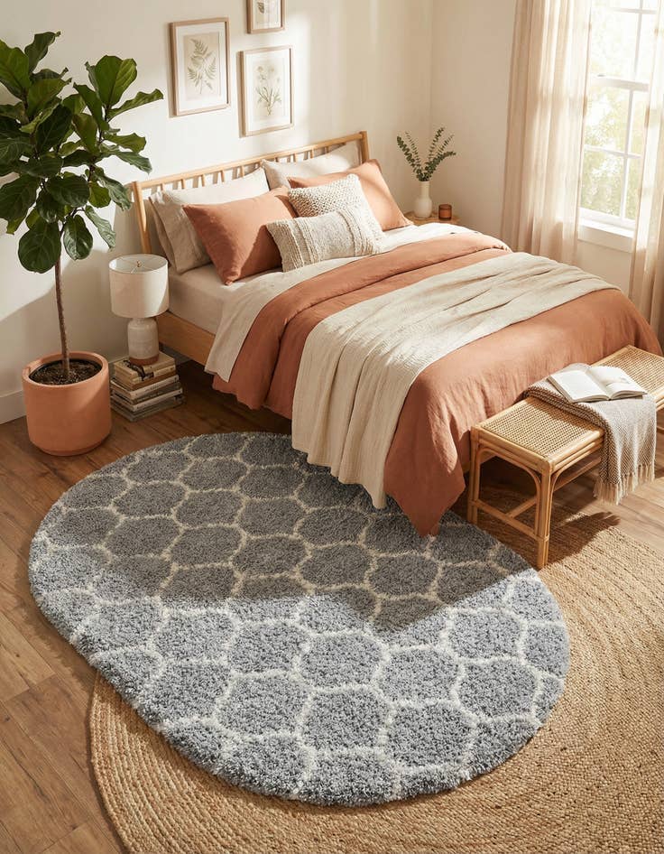 Detail image of 5' 3 x 8' Trellis Shag Oval Rug