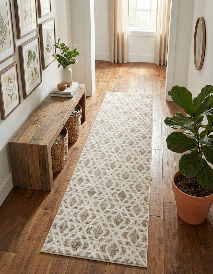 Detail image of 2' 7 x 10' Laguna Runner Rug