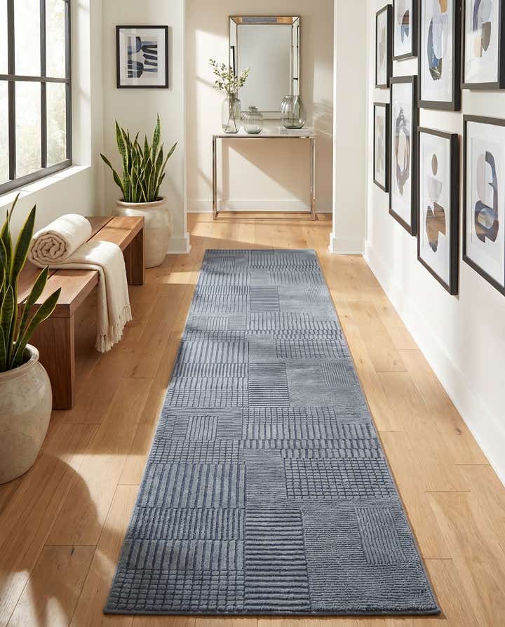 2' 7 x 12' Textura Designer Runner Rug