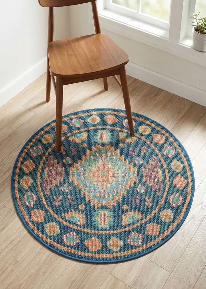 3' 3 x 3' 3 Easy-Clean Baja Indoor / Outdoor Round Rug