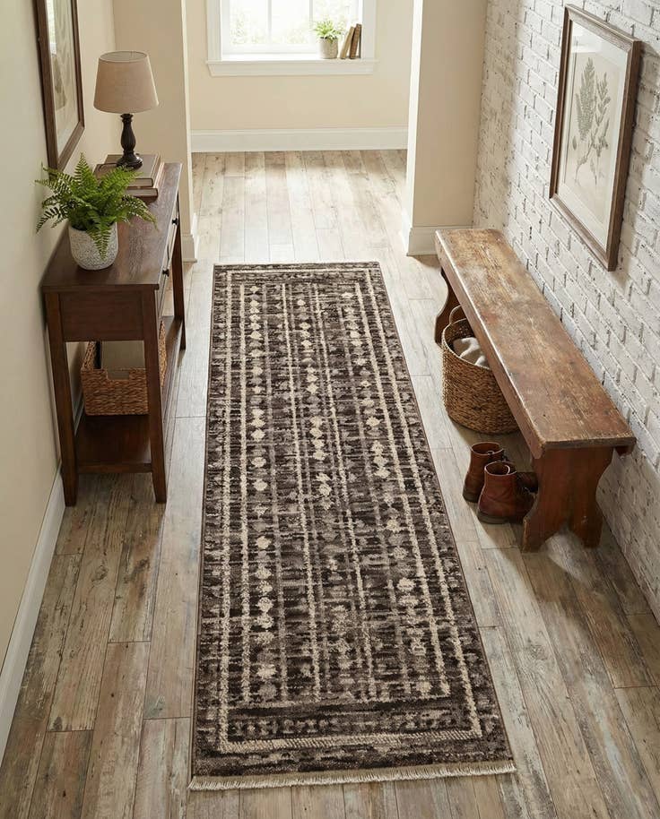 Detail image of 2' x 6' 3 Grand Tradition Runner Rug