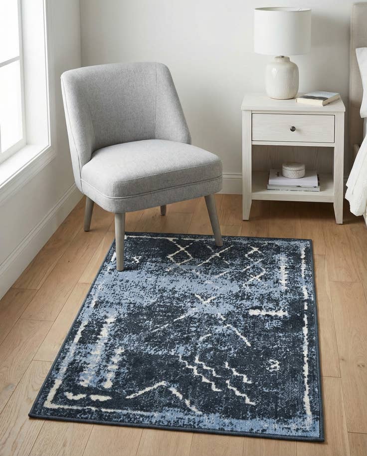 Detail image of 2' x 3' Kamala Washable Rug